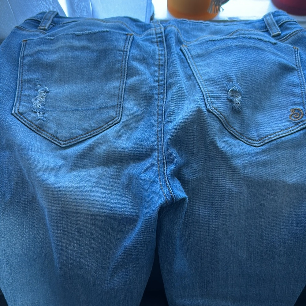 Ripped skinny denim jeans with fade. - Picture 4 of 4